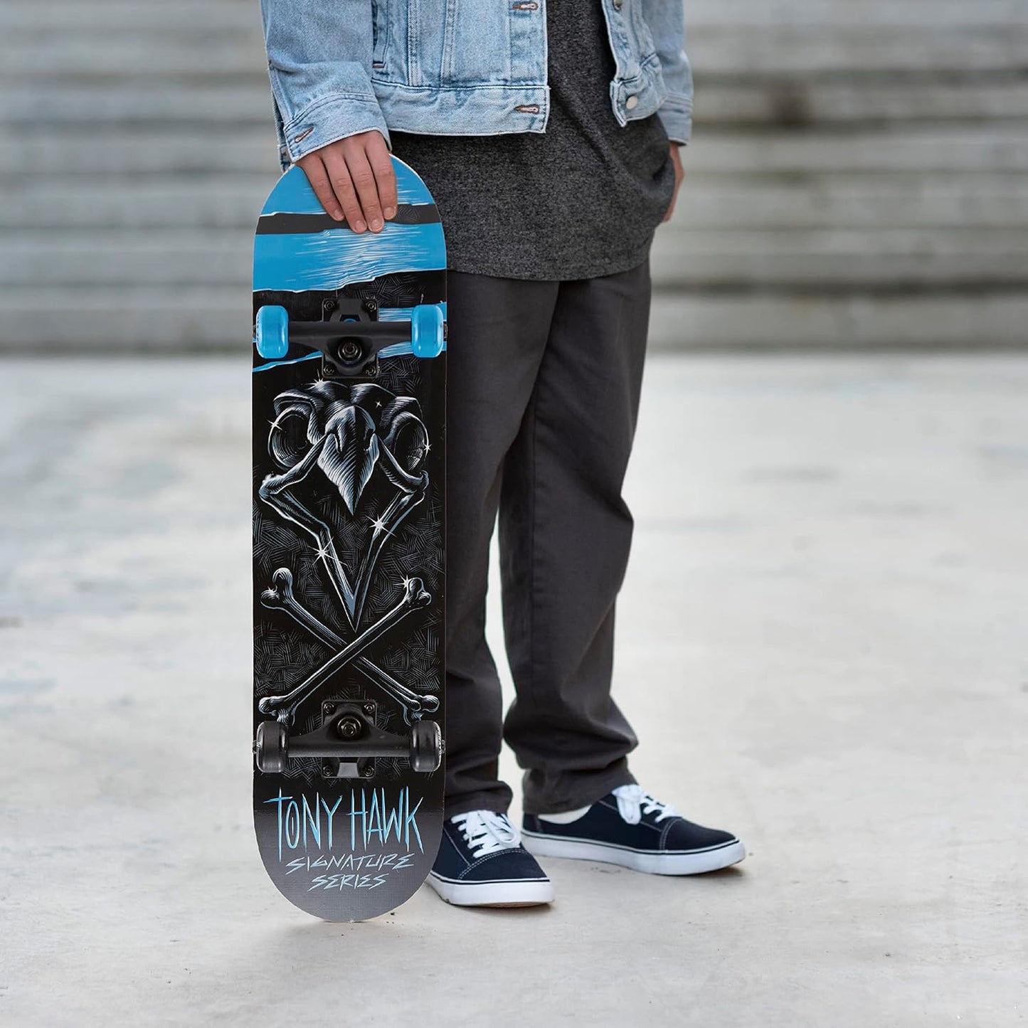 Skateboard Tony Hawk 31"- Signature Series 1 Skateboard with Pro Trucks, Full Grip Tape, ABEC 3 Bearings, Ideal for All Experience Levels